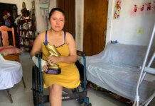 Tabasco soccer player has leg amputated after being hit by a car; she is seeking support for a prosthesis.